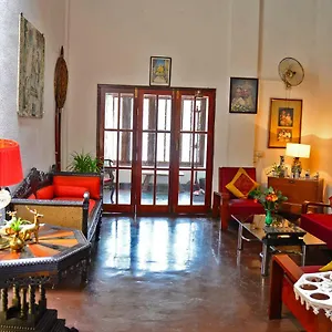 Madugalle's Family Homestay Kandy