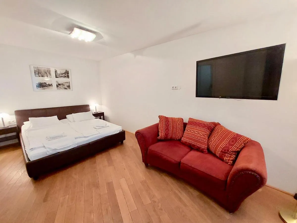 La Scala Apartments Wien 0*,